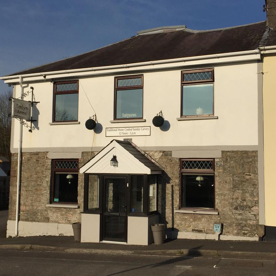 Bed and Breakfast Emlyn Arms Llanarthney Экстерьер фото
